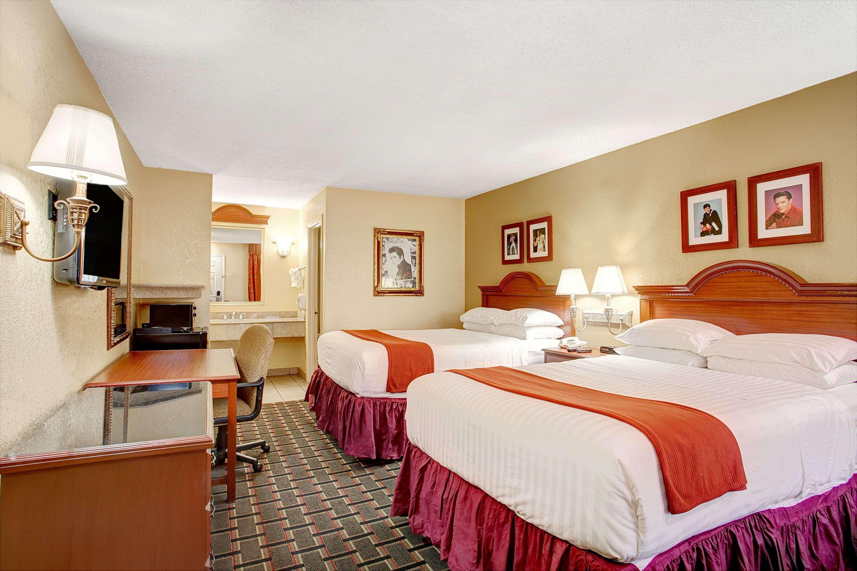 Days Inn By Wyndham Memphis At Graceland מראה חיצוני תמונה