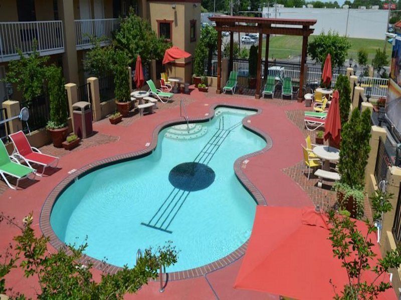 Days Inn By Wyndham Memphis At Graceland מראה חיצוני תמונה