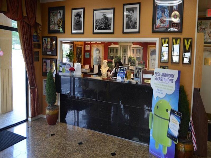 Days Inn By Wyndham Memphis At Graceland מראה חיצוני תמונה