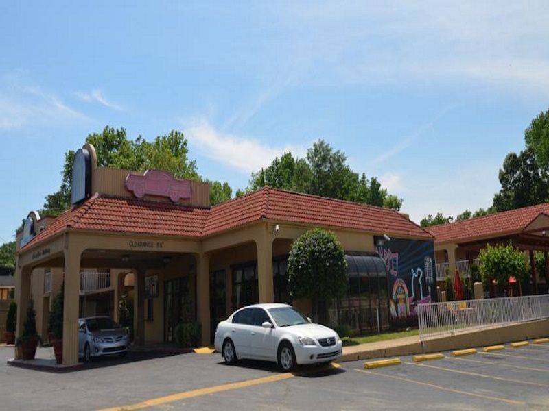 Days Inn By Wyndham Memphis At Graceland מראה חיצוני תמונה